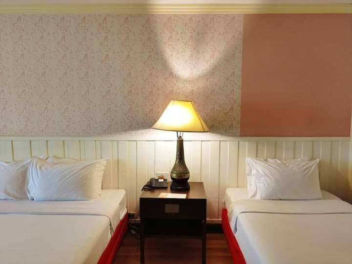 Princeton Bangkok Ngoại thất bức ảnh