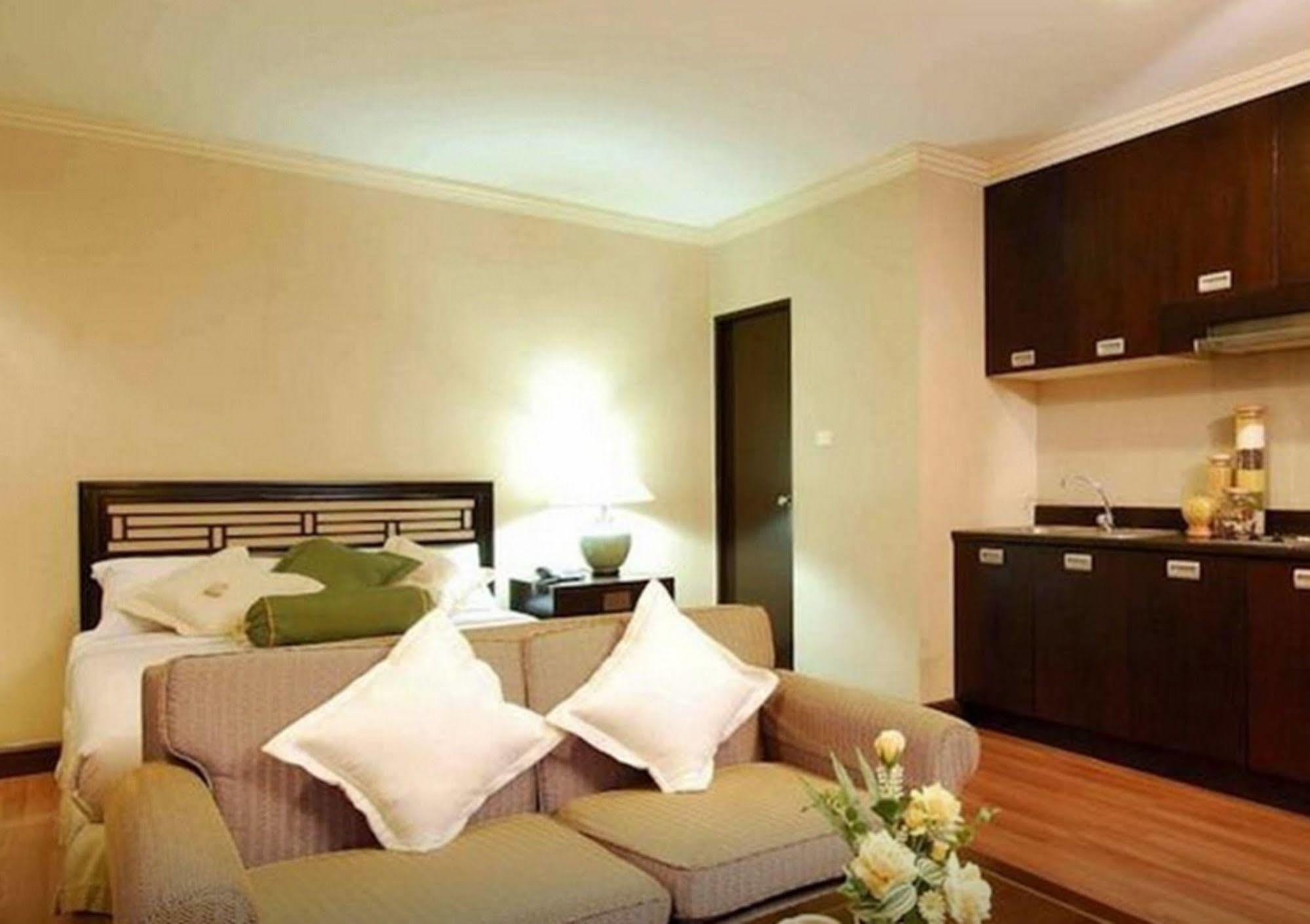 Princeton Bangkok Ngoại thất bức ảnh
